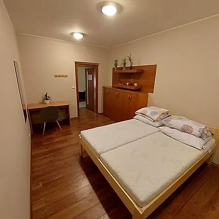 Zen Zone Hostel *